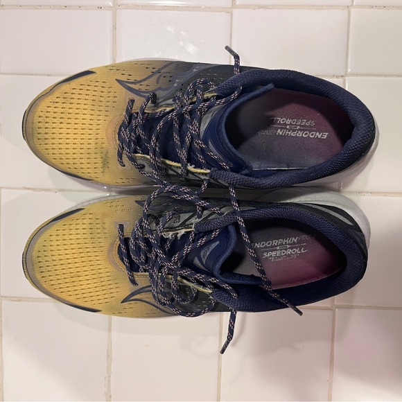 Saucony Endorphin Speed 3 - Picture 2 of 3